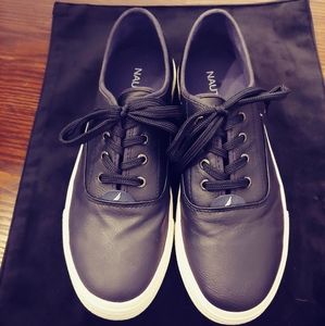 Men's Nautica casual sneakers
